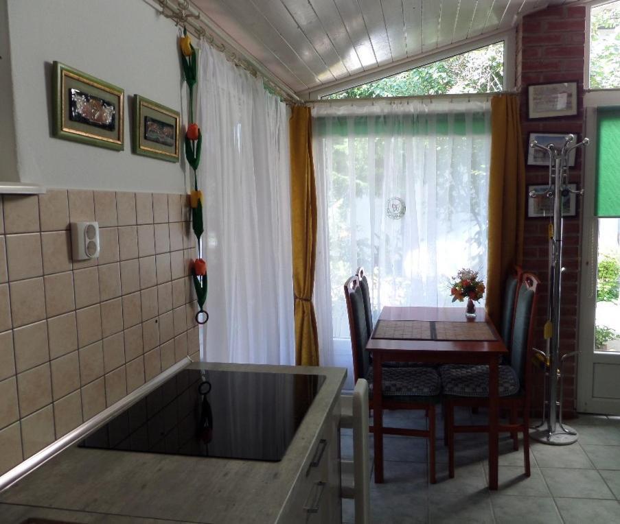 Bori Apartmanok Hajdúszoboszló Esterno foto